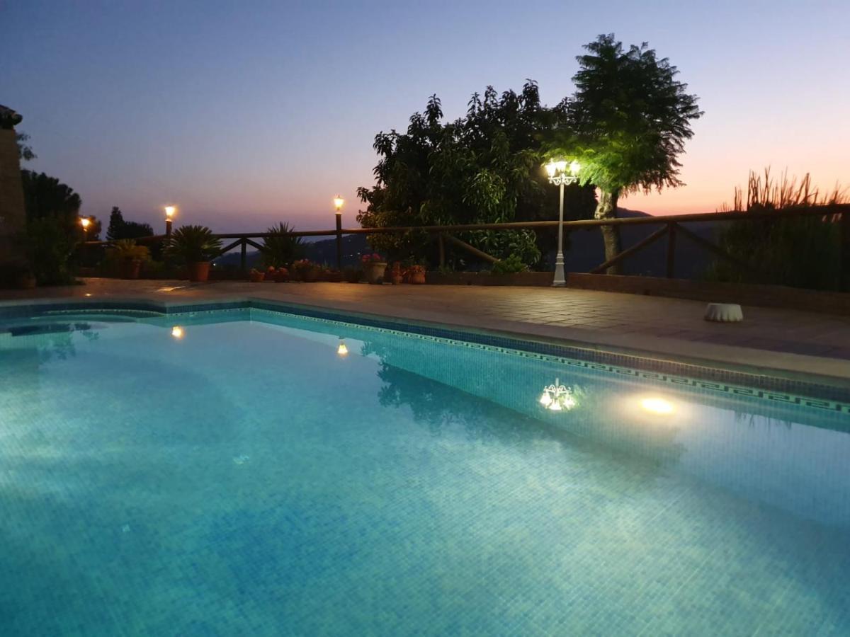 Villa Cortijo La Rijana Sayalonga Exterior foto
