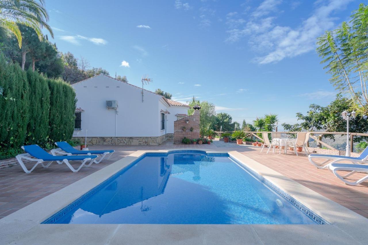 Villa Cortijo La Rijana Sayalonga Exterior foto